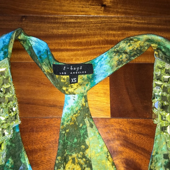 Loose blouse - Picture 2 of 3